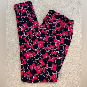 Brand New! Disney x LuLaRoe Leggings One Size
Minnie Mouse